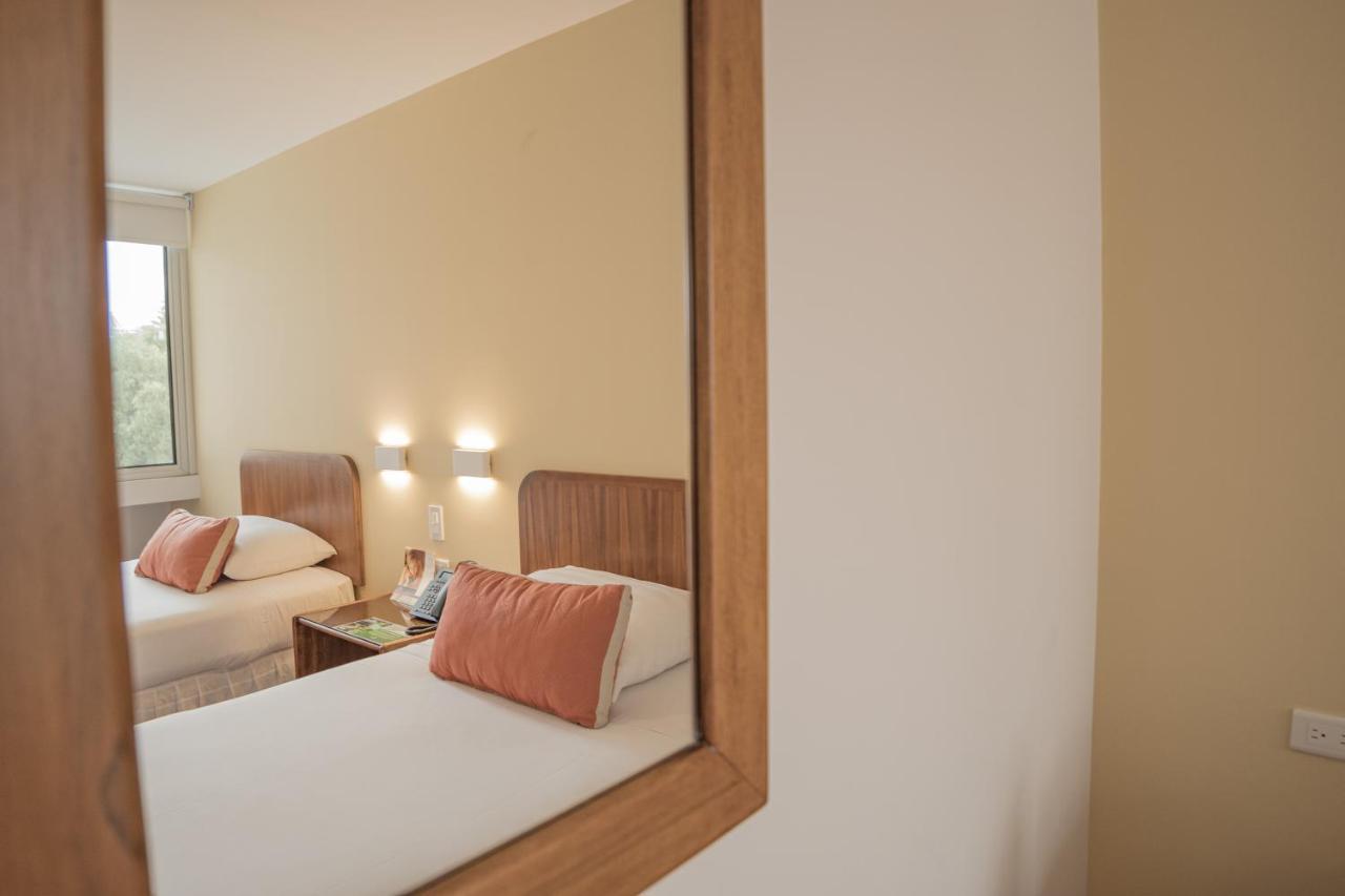 Hotel Амбато Экстерьер фото