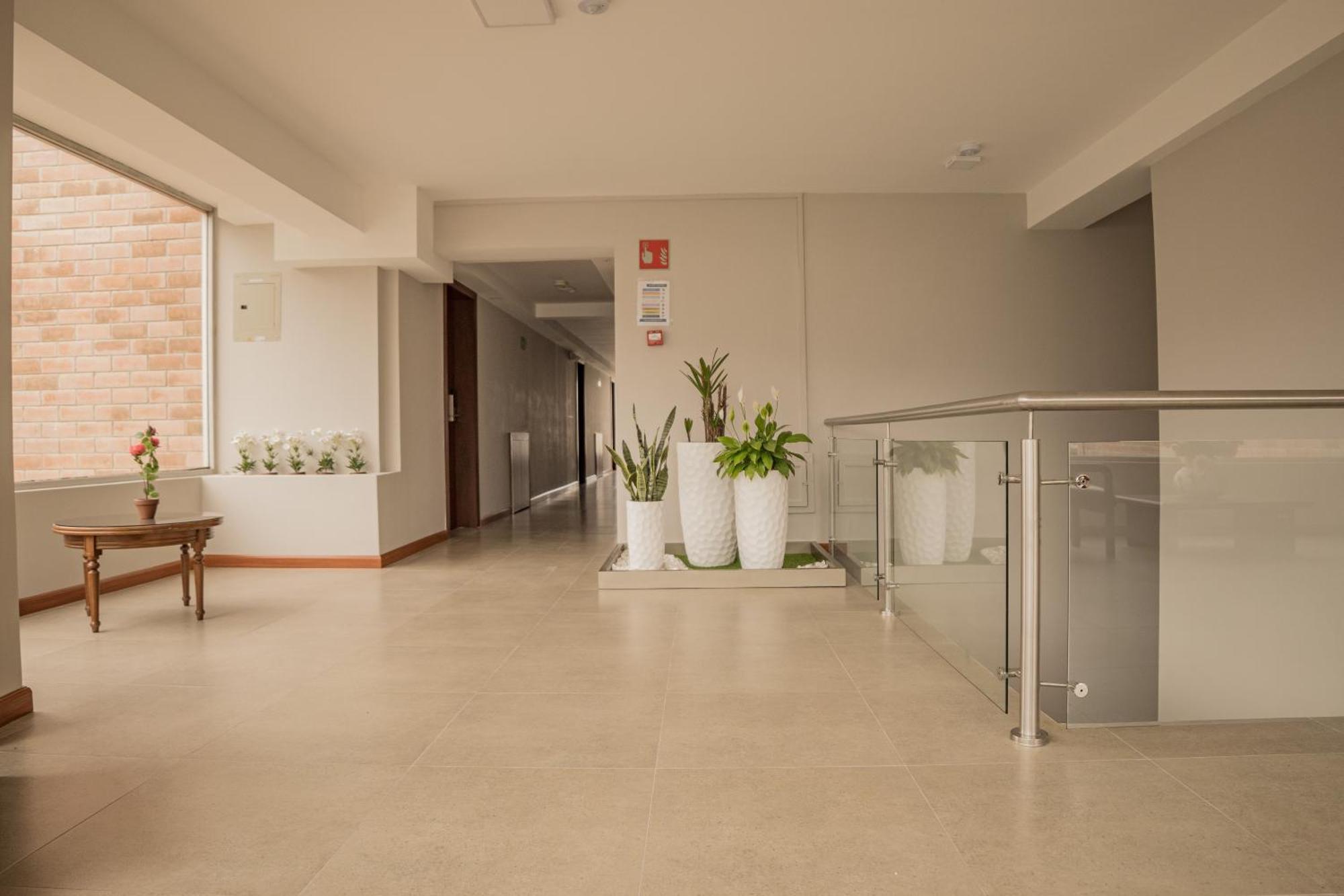 Hotel Амбато Экстерьер фото