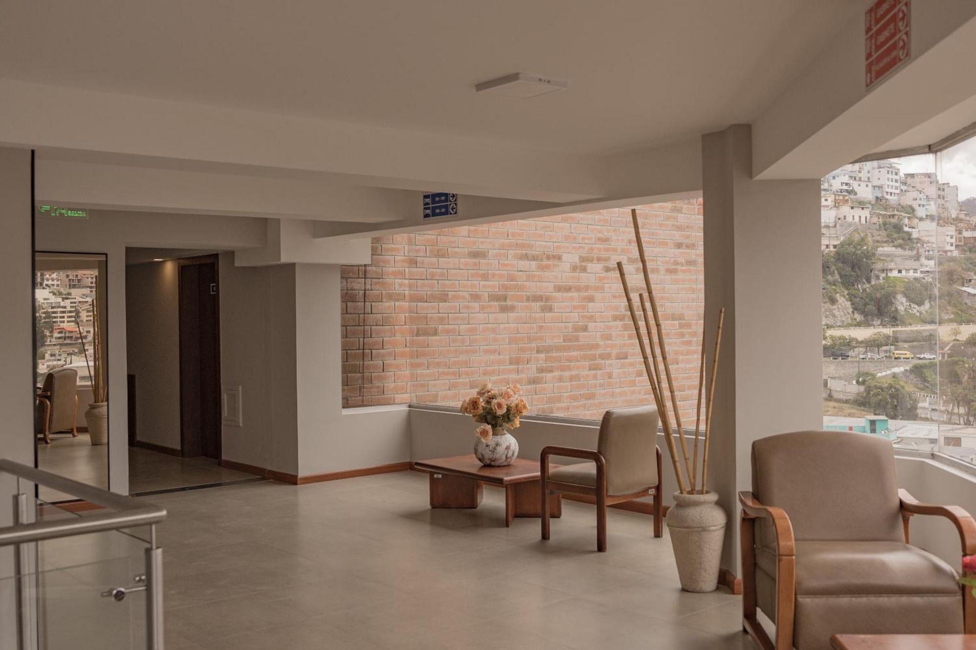 Hotel Амбато Экстерьер фото